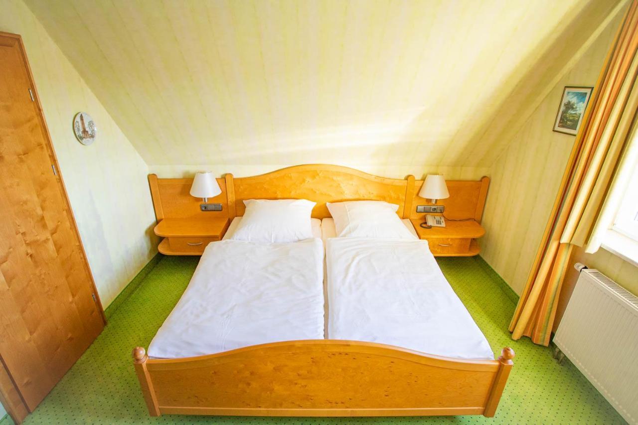 Hotel-Pension Eschwege Exteriör bild