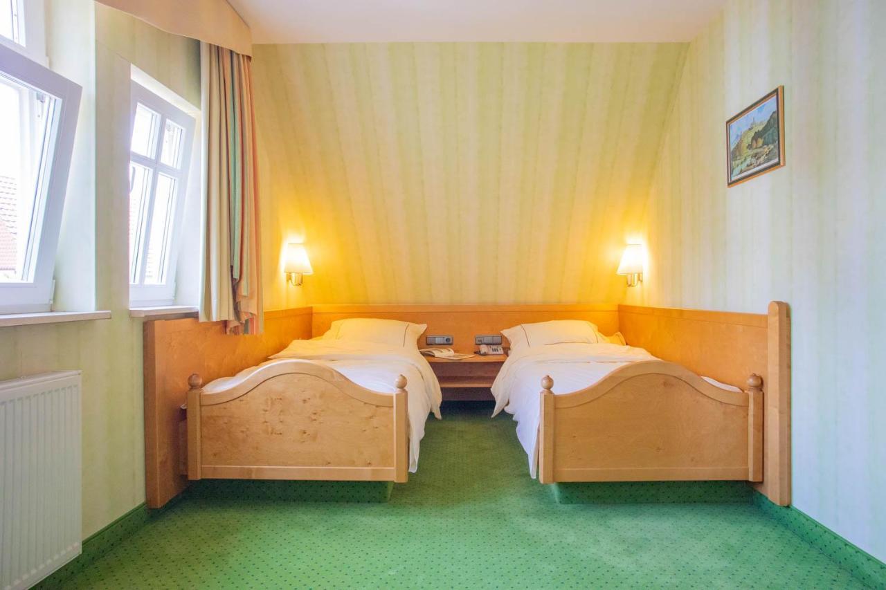 Hotel-Pension Eschwege Exteriör bild