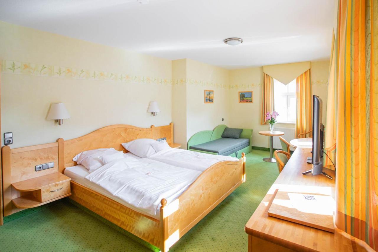 Hotel-Pension Eschwege Exteriör bild